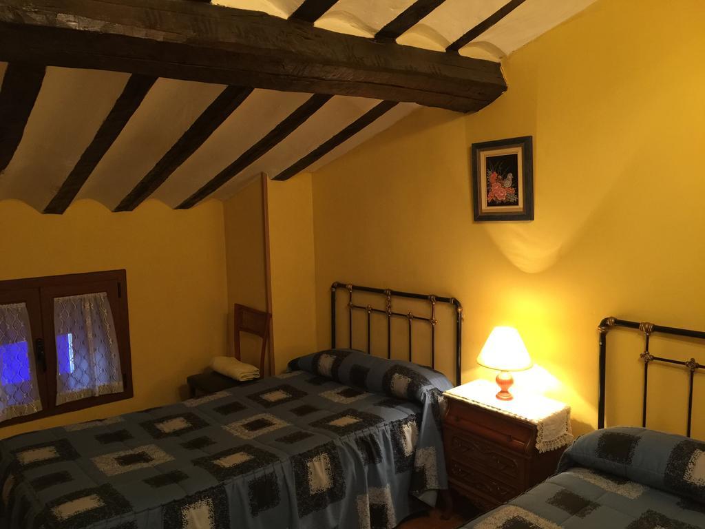 La Alpargateria Bed & Breakfast Villafranca Montes De Oca Bagian luar foto