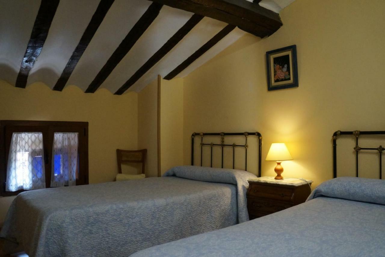 La Alpargateria Bed & Breakfast Villafranca Montes De Oca Bagian luar foto