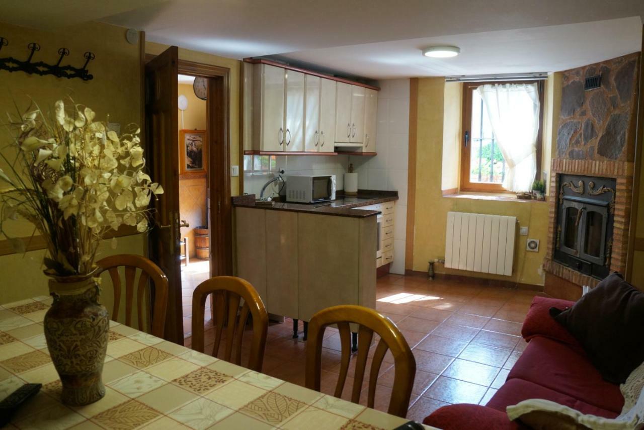 La Alpargateria Bed & Breakfast Villafranca Montes De Oca Bagian luar foto